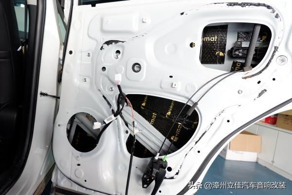 新年新聲音——豐田RAV4榮放改裝升級惠威汽車音響漳州立佳