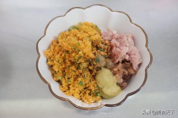 這樣的餡餅你喜歡嗎?皮薄餡多,用料十足!一口下去滿嘴留香 這樣的餡餅你喜歡嗎?皮薄餡多,用料十足!一口下去滿嘴留香