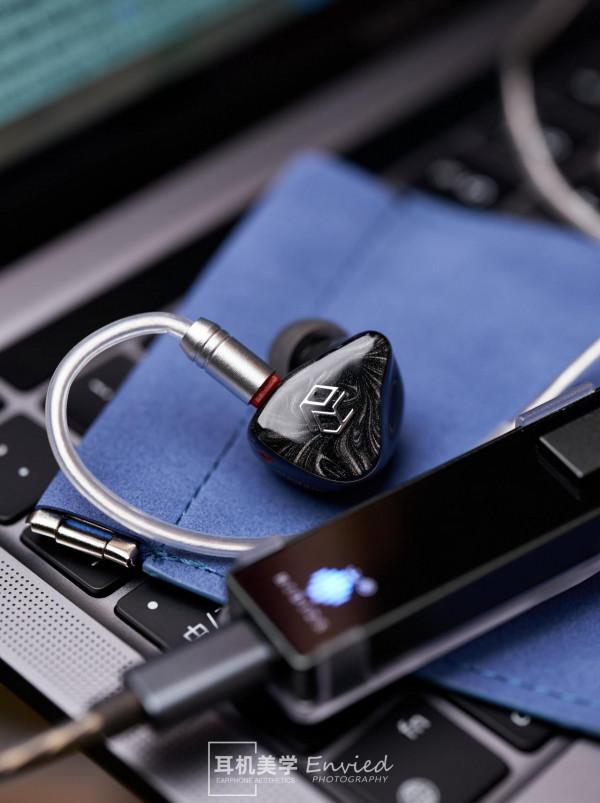 千元級新人聲利器——擼妹評研音Aladdin阿拉丁