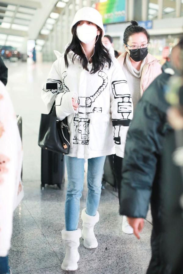 2021辣眼明星 &vert; 愛馬仕哭了，花多少錢才能讓吳宣儀不揹我們的包？