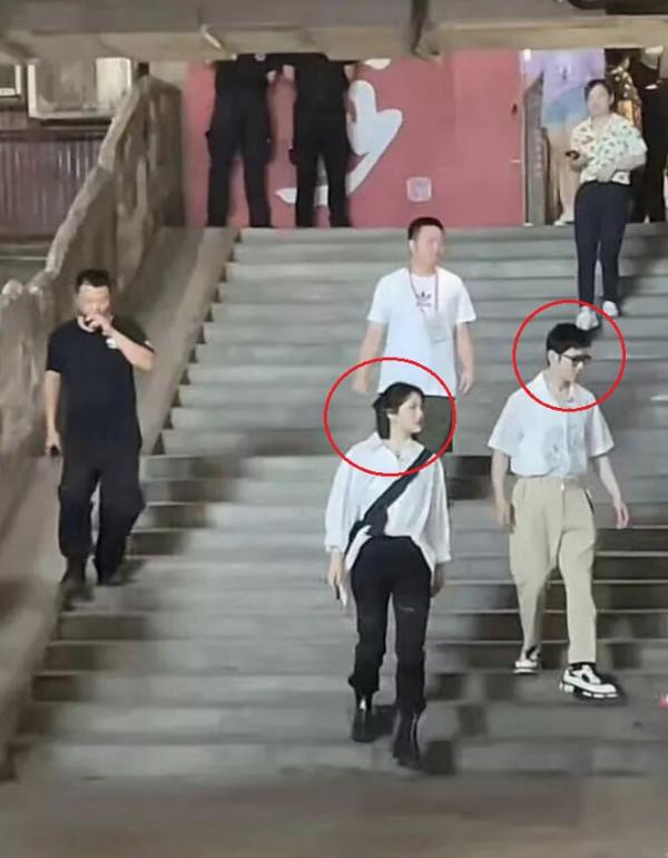 難穿衣被豔壓,明明已經瘦成了麻桿,大骨架小臉蛋卻讓她們顯太壯 難穿衣被豔壓,明明已經瘦成了麻桿,大骨架小臉蛋卻讓她們顯太壯