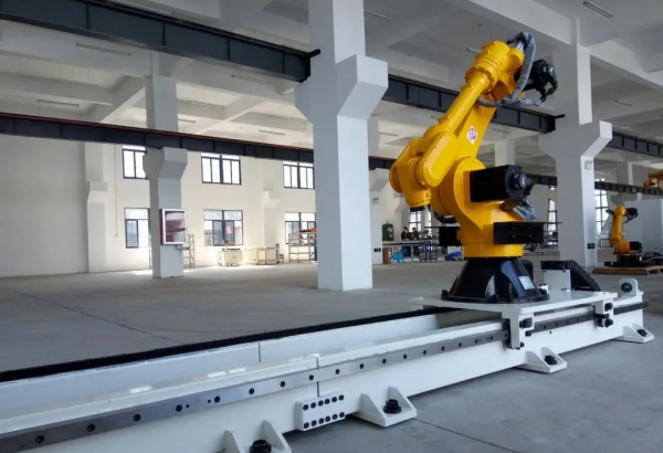 機器人第七軸的滾輪導軌