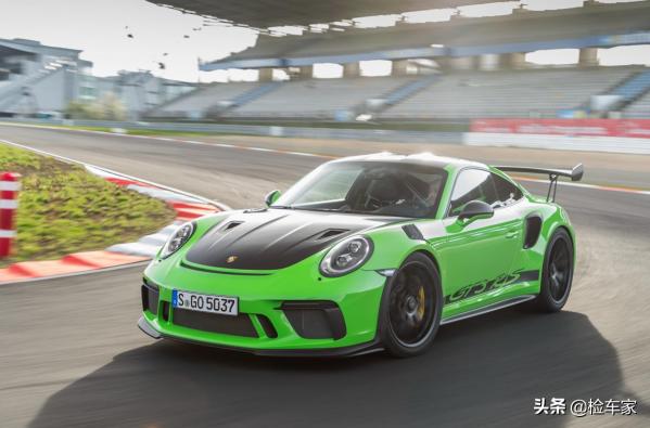 保時捷的牌面，開了7年還能值一輛全新的911！150萬買它值不值？