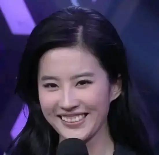 劉亦菲生圖和精修完全不一樣啊