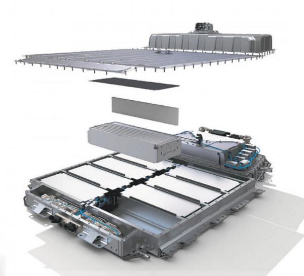 從1080kg到1280kg！這些號稱省油的新車怎麼越來越胖！？