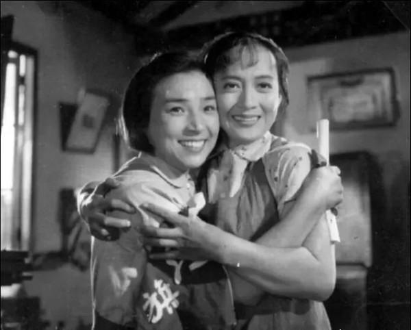 老電影（0536）《向陽花開》天馬電影製片廠（1960）電影劇照欣賞