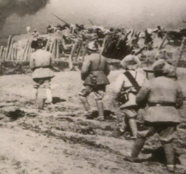 血戰南坪集，我軍27個連迎戰10萬人馬，敵軍敗退為何我就撤退？