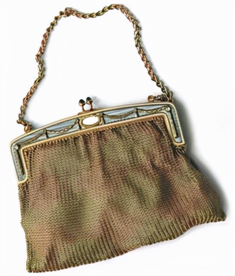 匠心獨具,Fabergé費伯奇推出Majesty手拿包 匠心獨具,Fabergé費伯奇推出Majesty手拿包