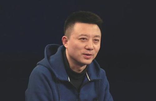 《新聞聯播》潘濤:45歲北漂勇闖央視,風光背後是妻子無私的奉獻 《新聞聯播》潘濤:45歲北漂勇闖央視,風光背後是妻子無私的奉獻