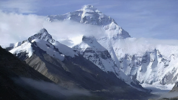 中國蜀山之王，比珠穆朗瑪峰更難攀登，到底是什麼原因呢？