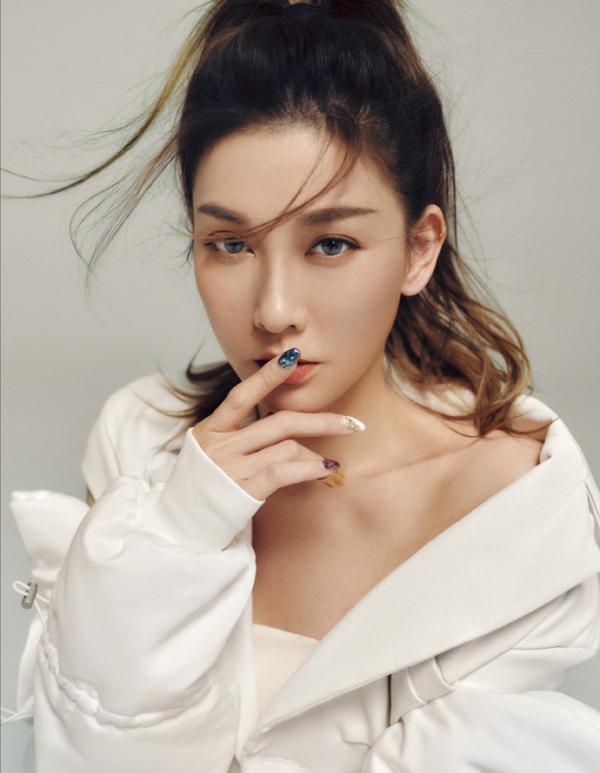 李彩華出動過百萬私服演豪門少奶奶，穿上萬睡衣出鏡被質疑是A貨