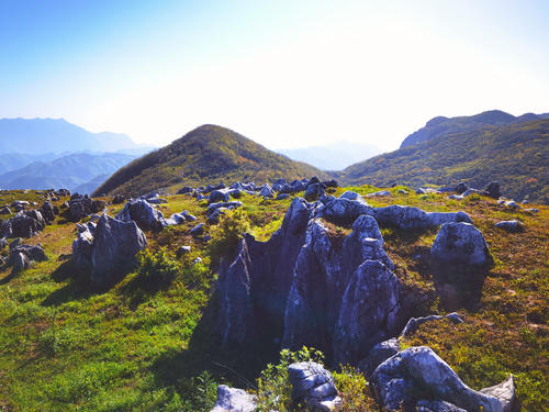 商洛市有一個縣全縣平均氣溫在11°左右，來這避暑的人都覺得冷