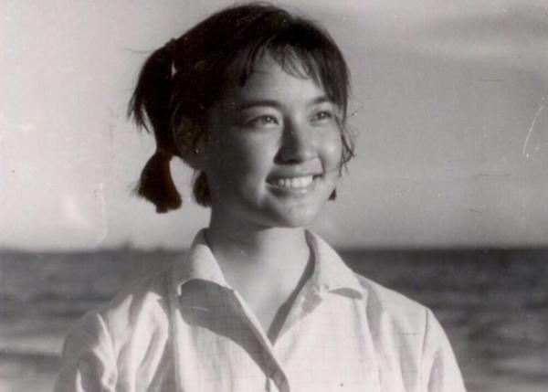 容貌出眾,60歲卻不生孩子的6位女星,楊麗萍為了跳舞拿掉孩子 容貌出眾,60歲卻不生孩子的6位女星,楊麗萍為了跳舞拿掉孩子