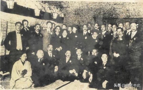 1949年，郭汝瑰面臨暴露，一位70歲的國民黨員拼死相救，後來如何