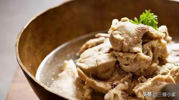 學學我家羊肉的做法，湯白味美滋補，肉嫩鮮香好吃，比酒店還好吃