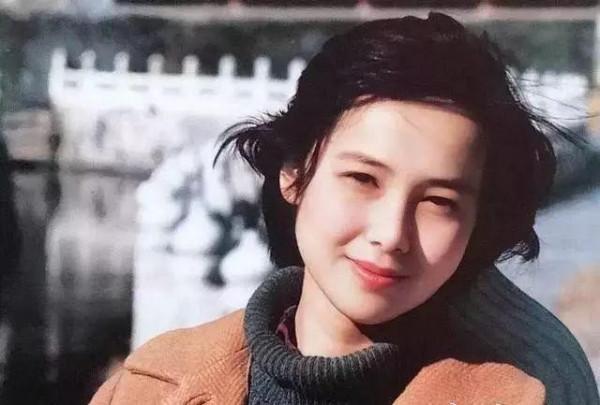 手撕緋聞小三，遭遇背叛卻不離婚，蔣雯麗遠比你想得更狠