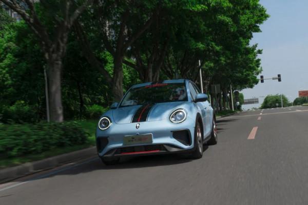 試駕尤拉好貓GT，好看又好開，殺手鐧真不少