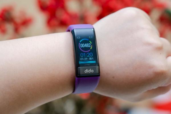 我的手腕上的「私人醫生管家」，dido Y1智慧血壓手錶評測