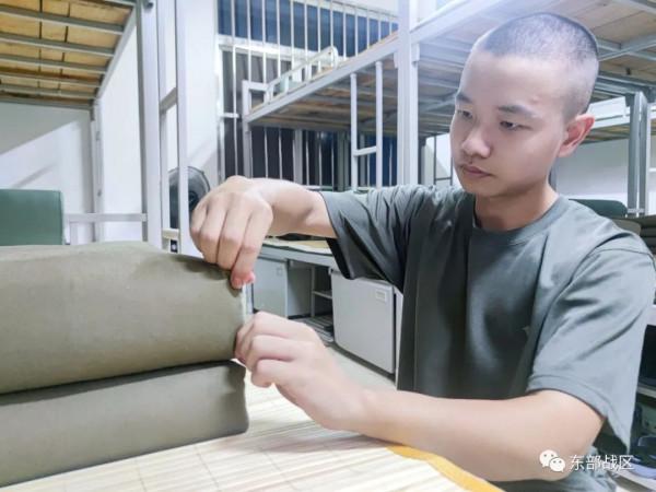 強！這批新兵全是大學生，來自復旦、同濟、上海交大等9所高校