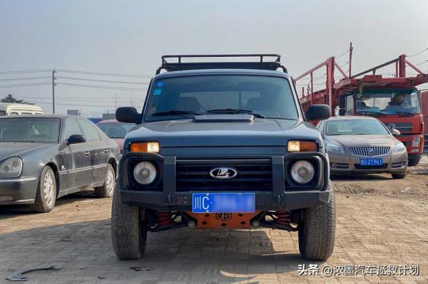 「分明稜角」整備一臺來自北國的拉達，解鎖下你心中的獨特小個性