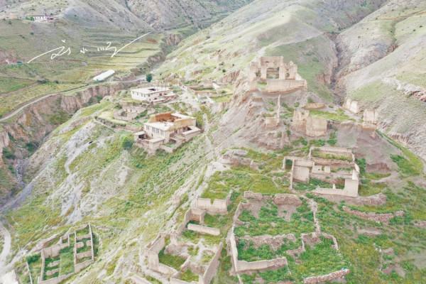 西藏昌都的重要遺址，曾經是進出西藏的咽喉要道，現在卻乏人問津