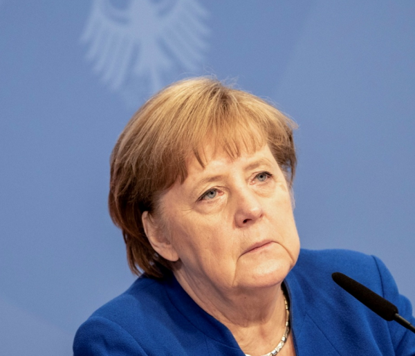 默克爾“最後一課”還是謝罪!親自飛抵以色列,向猶太人誠懇道歉 默克爾“最後一課”還是謝罪!親自飛抵以色列,向猶太人誠懇道歉