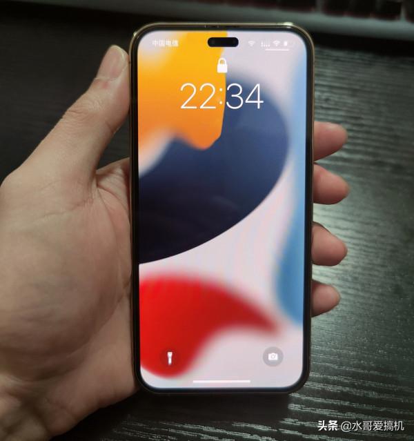 iPhone14Pro打孔屏你受不了，劉海咋看習慣了？