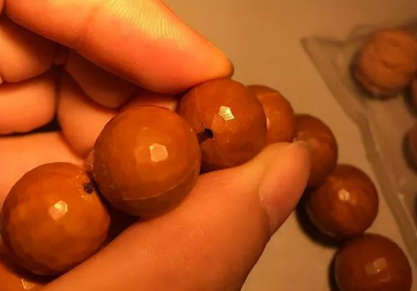 紫金鼠、橄欖核、猴頭，光珠手串哪個最貴？