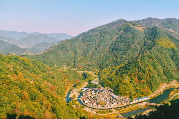 8條適合秋天的短途自駕路線，10-11月出發正當時，您去過幾條？