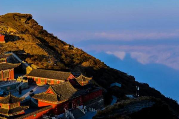 大美梵淨山 猶如仙境 煙霧繚繞