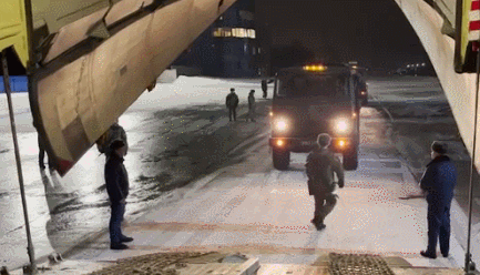 現場曝光！俄羅斯開始投送維和部隊俄特遣隊主要力量