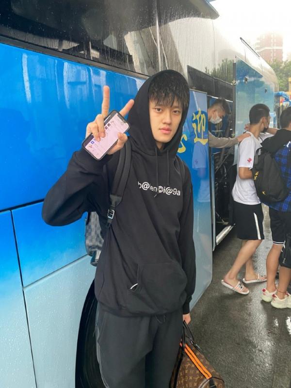 CBA四訊息，81歲蔣老隨隊出征，CBA或不打季前賽，奇葩賽制取消