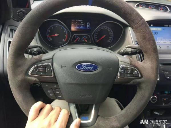 拳打高爾夫R，腳踢賓士A45，這臺小鋼炮買回來不能上路？