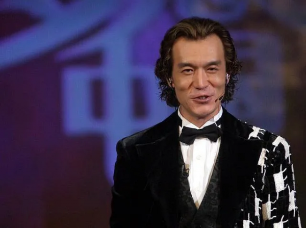 去世後安葬在美國的三位明星，李小龍林正英李詠，有什麼原因？