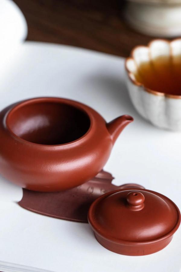 「緣聚」壺朱泥