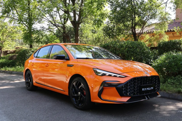 三缸機、乾式雙離合等,買車遇到坑人配置要避雷 三缸機、乾式雙離合等,買車遇到坑人配置要避雷