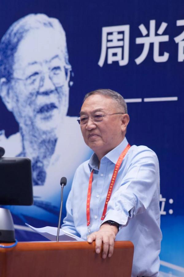 柳傳志:周光召院長,您是偉大的人 柳傳志:周光召院長,您是偉大的人