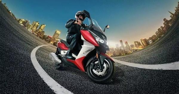 想買個300cc摩旅定位的踏板車,力刻318怎麼樣?還有其他推薦嗎? 想買個300cc摩旅定位的踏板車,力刻318怎麼樣?還有其他推薦嗎?