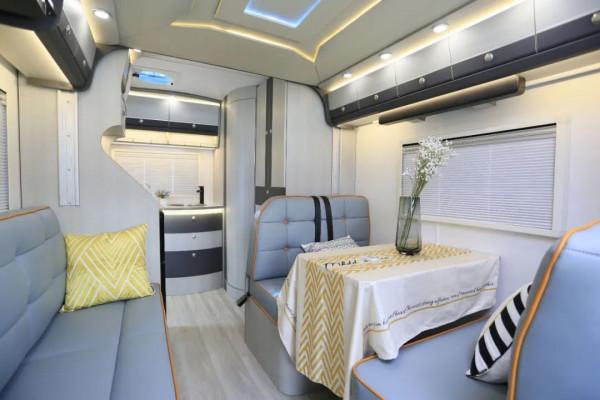 這樣的電路系統你見過嗎？行車充電速度拉滿——銀燕Y08