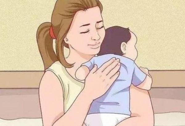 嬰兒到這個月齡或許就可以豎抱了,抱得過晚,可能會有這3大危害 嬰兒到這個月齡或許就可以豎抱了,抱得過晚,可能會有這3大危害