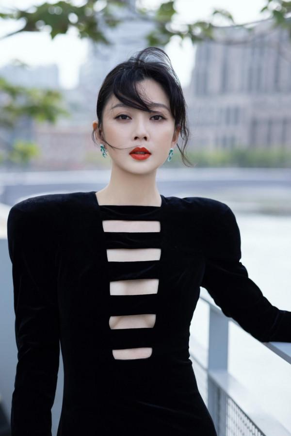 自然老去的女星PK整容老去的女星，究竟誰贏了？