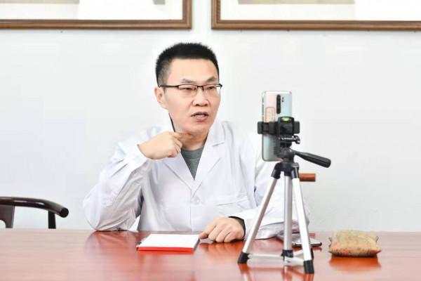 2味中藥，一起泡水，消氣消痰，很適合甲狀腺結節人群日常代茶飲