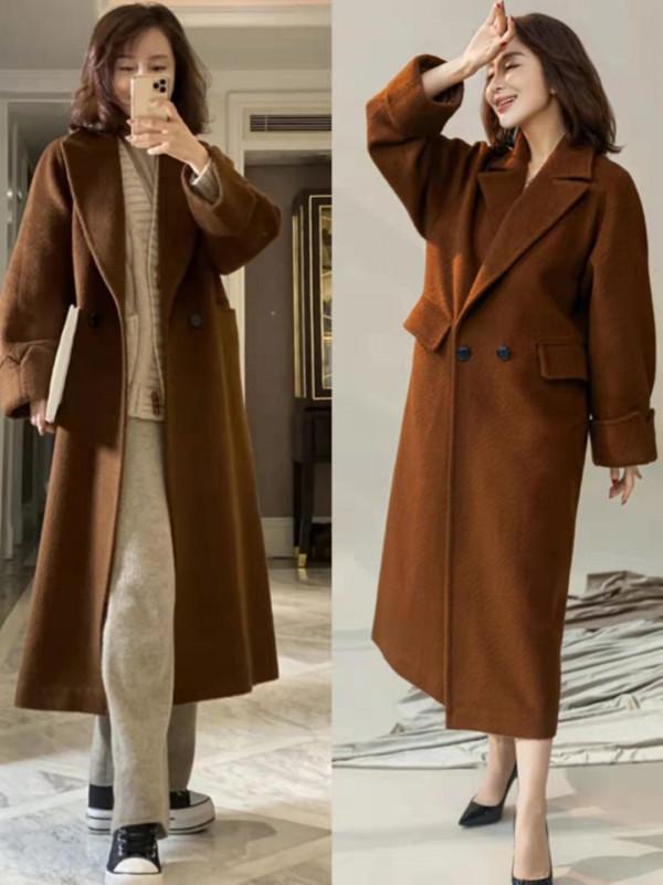 50歲後大衣買精不買多，建議多選這四種“高階色”，優雅又顯膚白