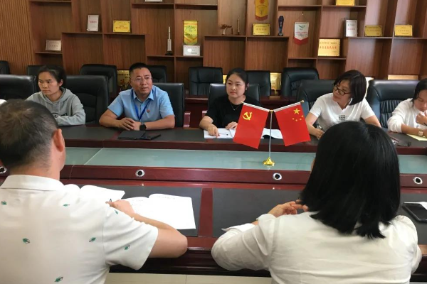 更新教學理念 紮實推進教學改革 更新教學理念 紮實推進教學改革