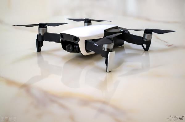 大疆新品Mavic3釋出,揭秘其極致穩定能力 大疆新品Mavic3釋出,揭秘其極致穩定能力