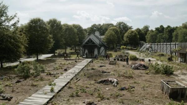 行屍走肉第十一季第九集，瑪姬出爾反爾，弩哥加入聯邦
