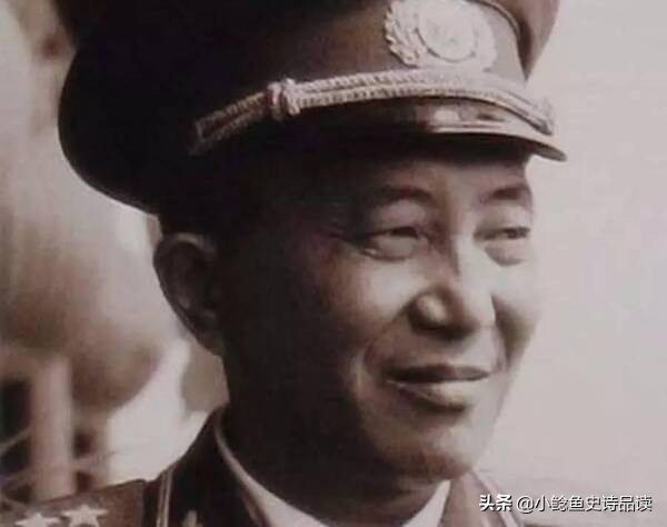 黃埔軍校出身開國將帥中獲元帥大將上將中將少將軍銜人數與名錄