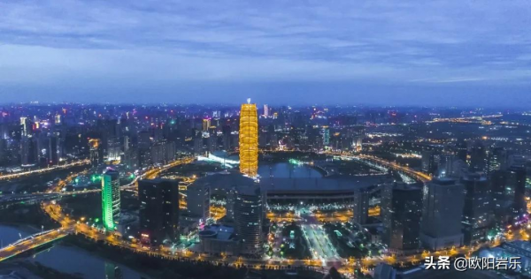 6條自駕路線,在路上看遍絕美風景 6條自駕路線,在路上看遍絕美風景