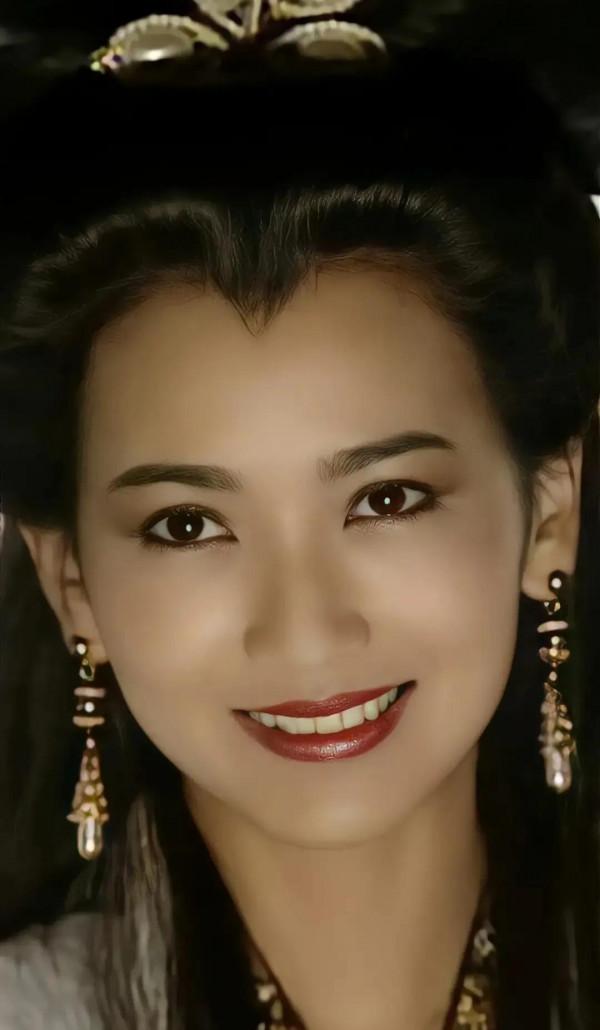 盤點娛樂圈難得的“大美人”，誰實至名歸？