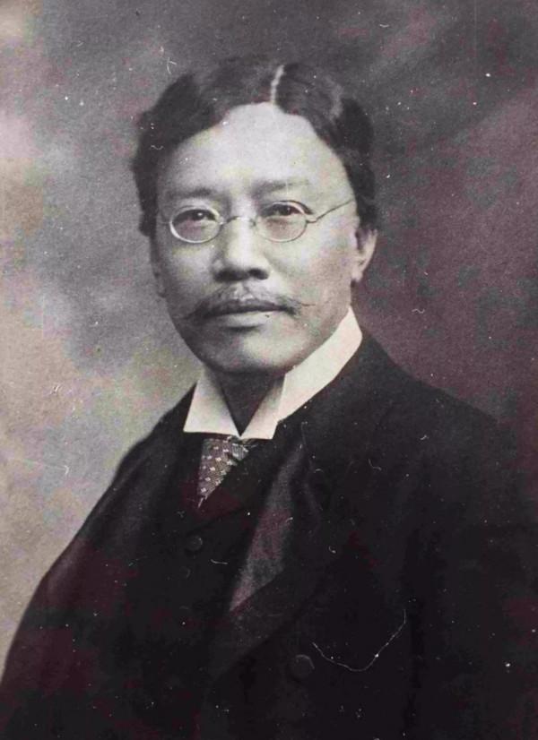 清末大思想家嚴復，讀他這八句經典格言，思想境界高深，值得深究